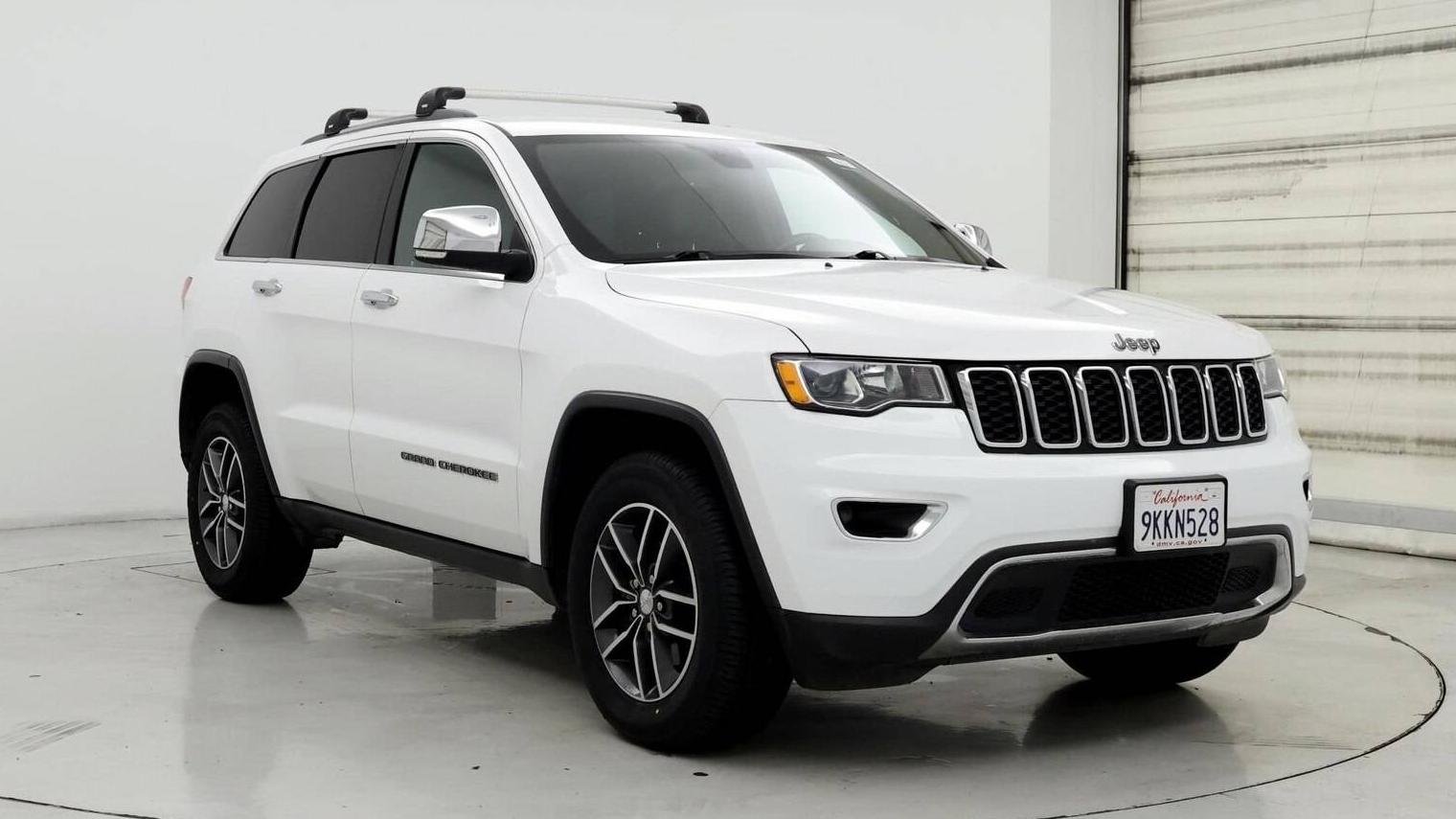 JEEP GRAND CHEROKEE 2018 1C4RJFBG3JC492783 image